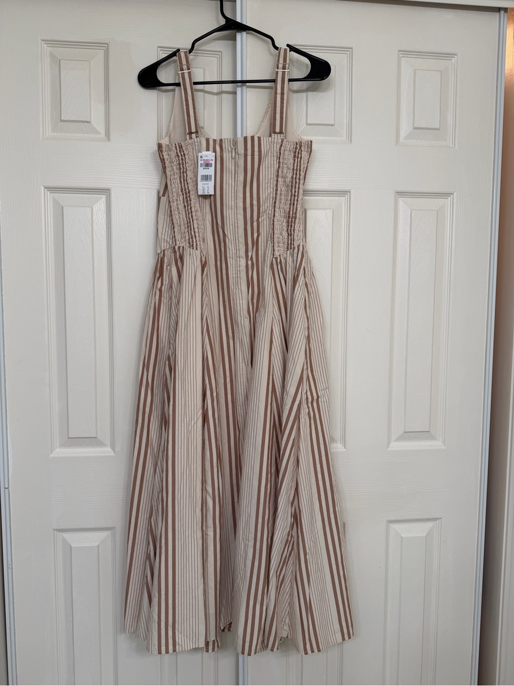 Abercrombie & Fitch Striped Sleeveless Midi Dress in Beige and Cream - Picture 6 of 6